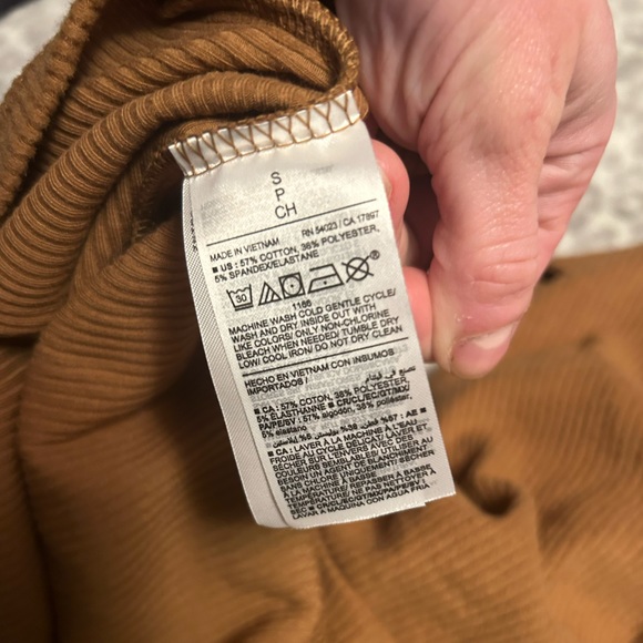 Espresso Brown Old Navy Women’s Long Sleeve VNeck Top (NEW w/ TAGS) Size Small - Picture 5 of 6